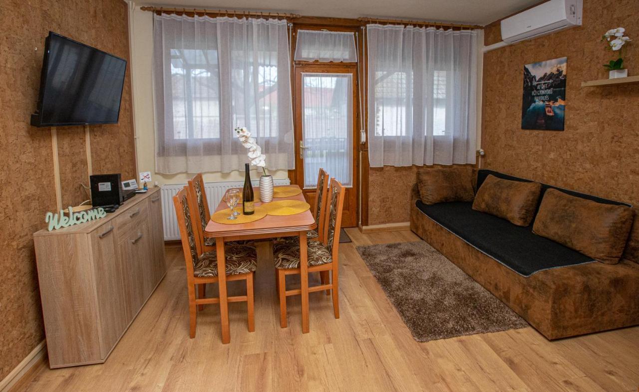 For You Apartman Jula Exterior foto